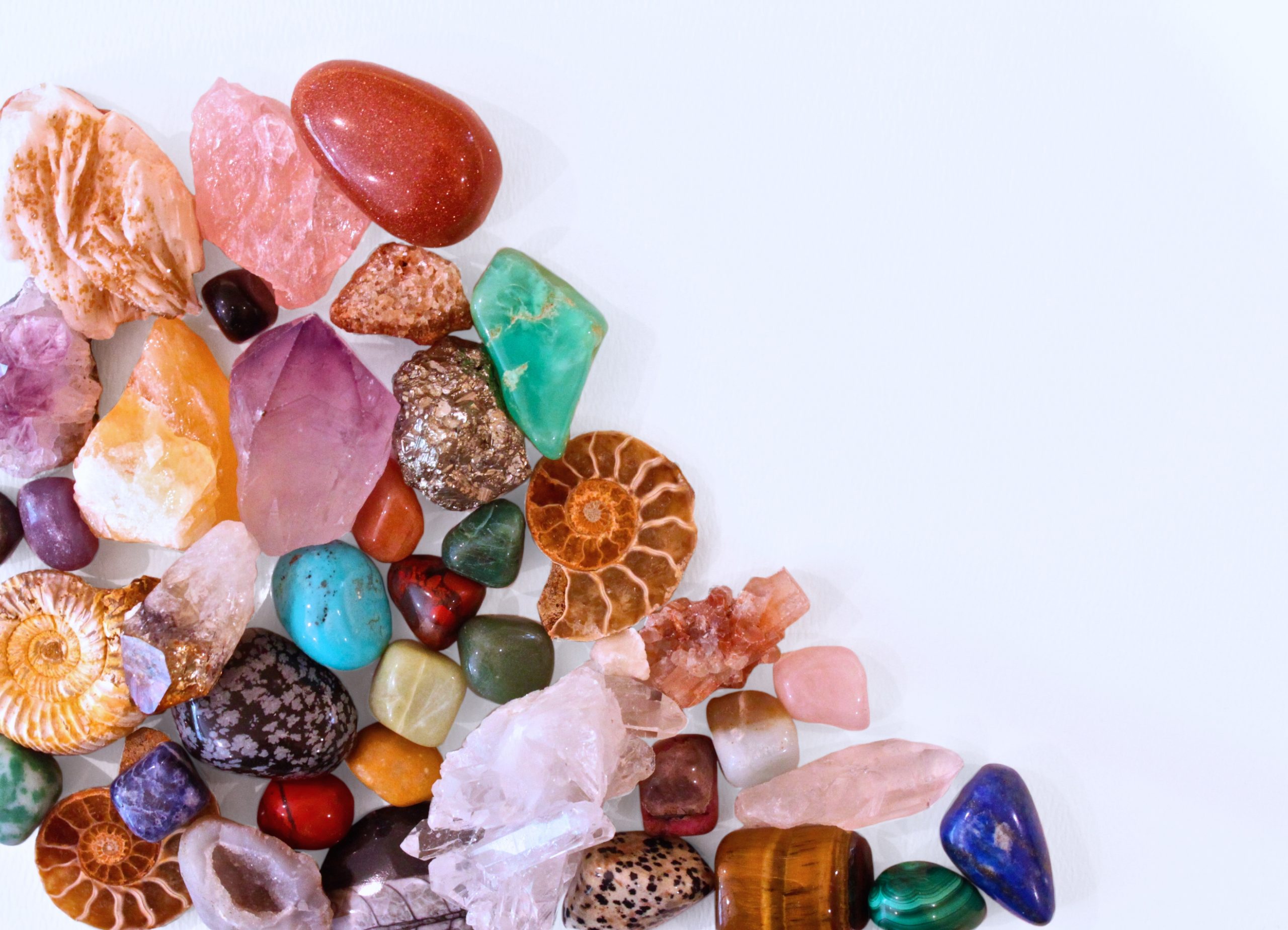 Top 15 Crystals for Friendship and Conflict