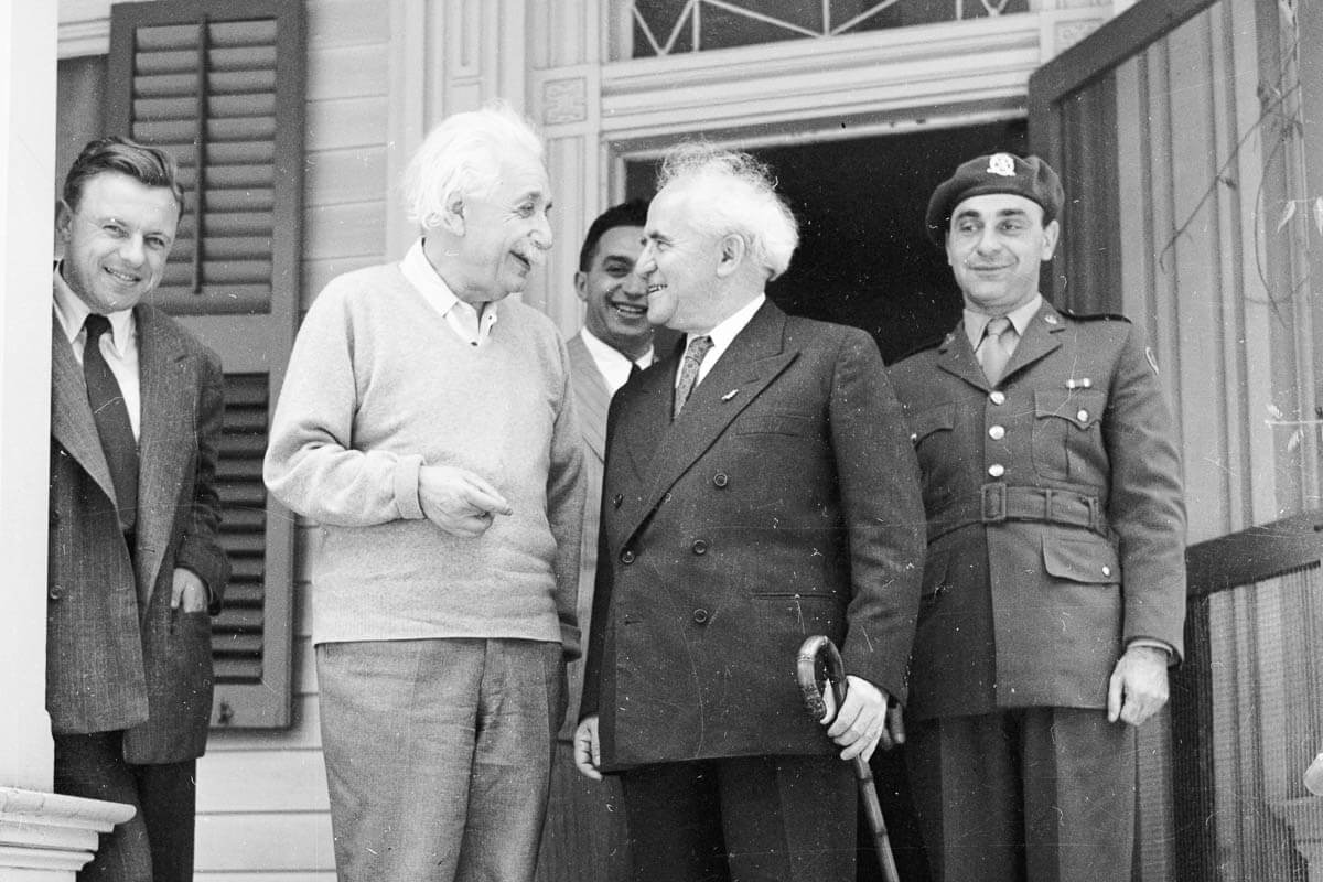 Albert Einstein chatting with Israeli Prime Minister David Ben-Gurion.